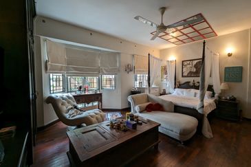 Bungaraya Kondominium, Saujana Subang