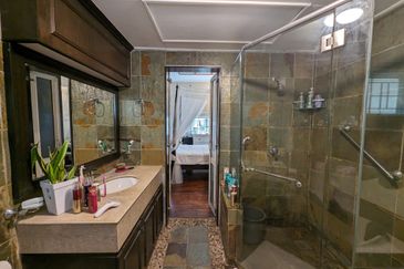 Bungaraya Kondominium, Saujana Subang