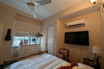 Bungaraya Kondominium, Saujana Subang