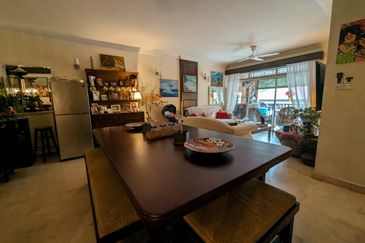 Bungaraya Kondominium, Saujana Subang