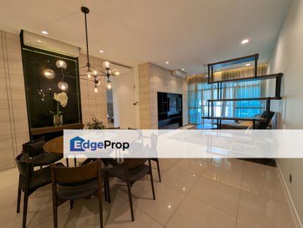 Tastefully Renovated Modern unit , Selangor, Saujana 