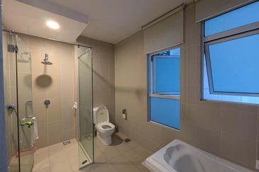 Amaya Saujana, Saujana Subang