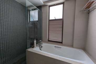 Ara Hill Condominium