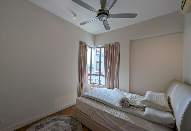 Ara Hill Condominium