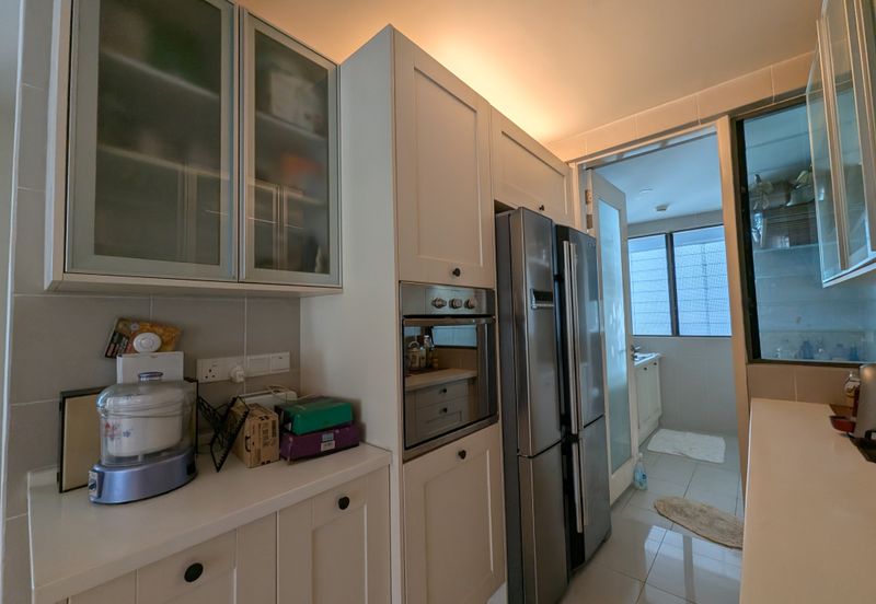 Ara Hill Condominium