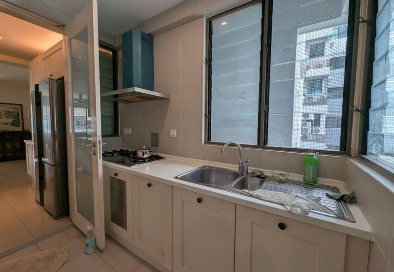 Ara Hill Condominium