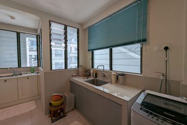 Ara Hill Condominium