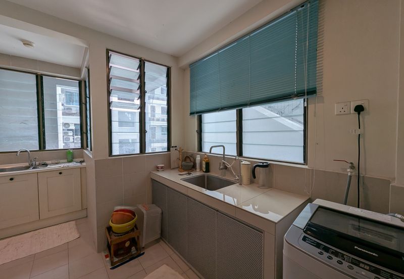 Ara Hill Condominium