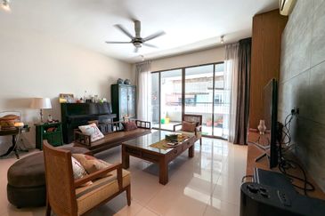 Ara Hill Condominium