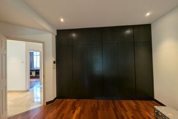 Bungaraya Kondominium, Saujana Subang