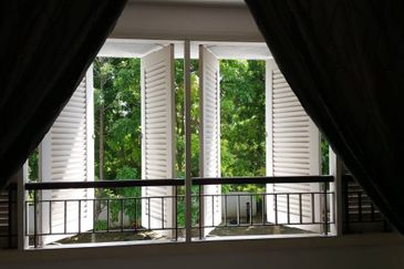 Ara Hill Condominium