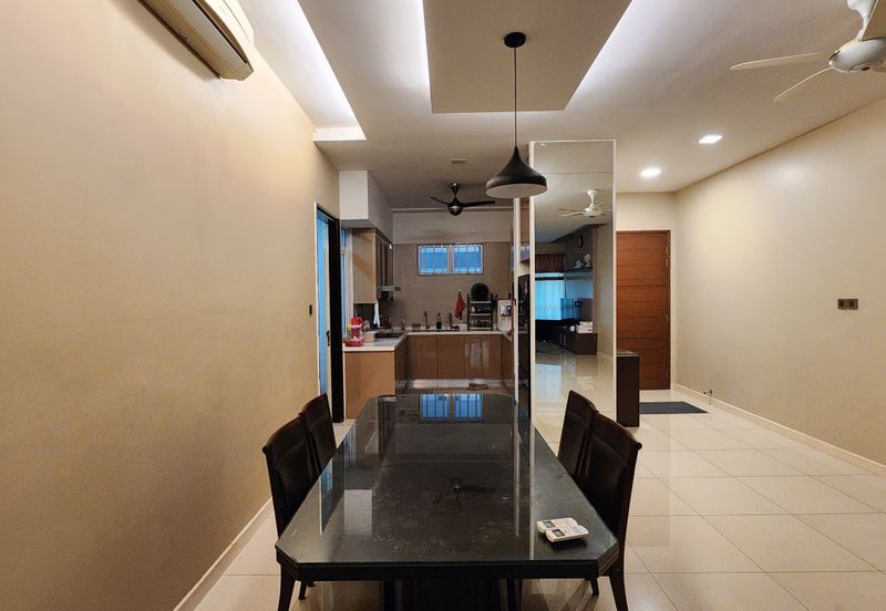 Amaya Saujana, Saujana Subang