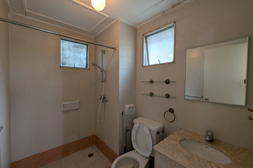 Bungaraya Kondominium, Saujana Subang