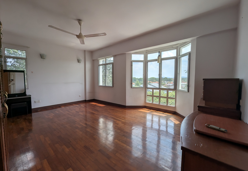 Bungaraya Kondominium, Saujana Subang