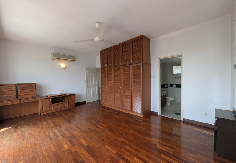 Bungaraya Kondominium, Saujana Subang