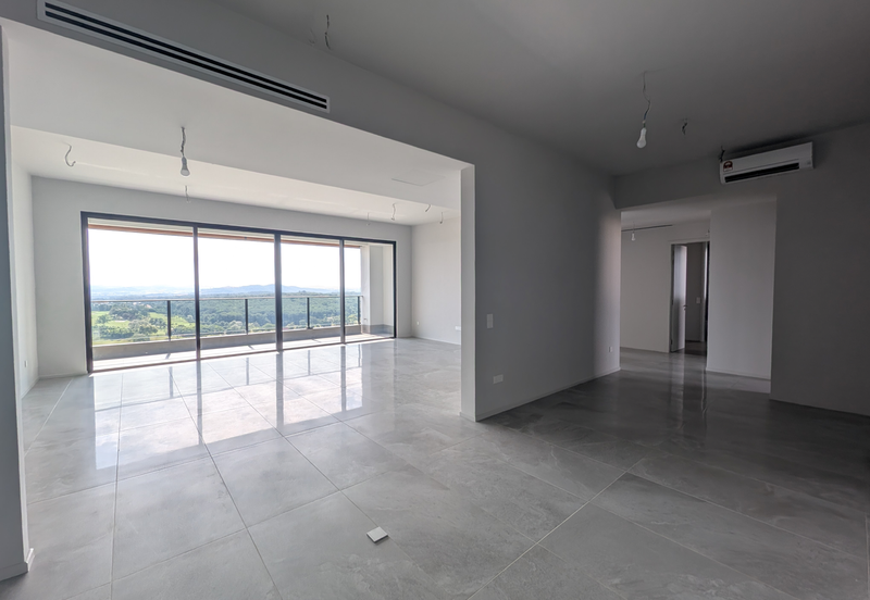 Spacious, private, and exclusive. A luxury home with golf course view in the heart of Tropicana