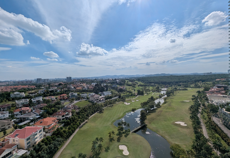 Spacious, private, and exclusive. A luxury home with golf course view in the heart of Tropicana