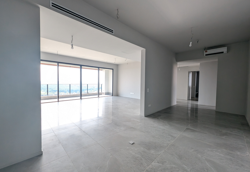 Spacious, private, and exclusive. A luxury home with golf course view in the heart of Tropicana