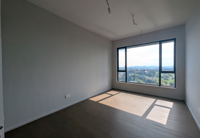 Spacious, private, and exclusive. A luxury home with golf course view in the heart of Tropicana