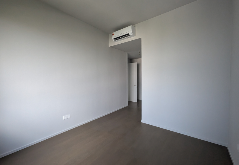 Spacious, private, and exclusive. A luxury home with golf course view in the heart of Tropicana