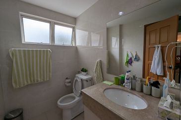 Bungaraya Kondominium, Saujana Subang