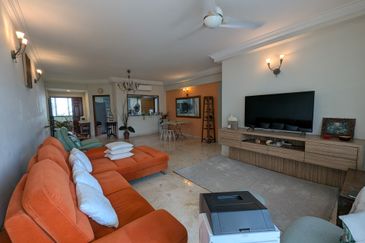 Bungaraya Kondominium, Saujana Subang