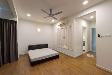 Ara Hill Condominium