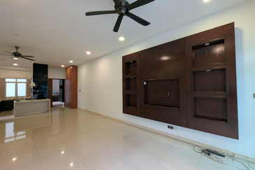 Amaya Saujana, Saujana Subang