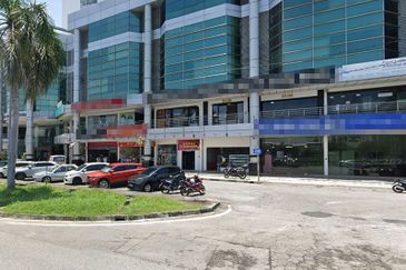 Krystal Point Commercial Centre