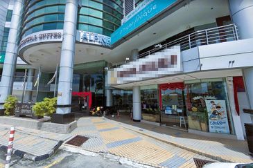 Krystal Point Commercial Centre