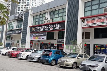 Pusat Perniagaan Seri Impian