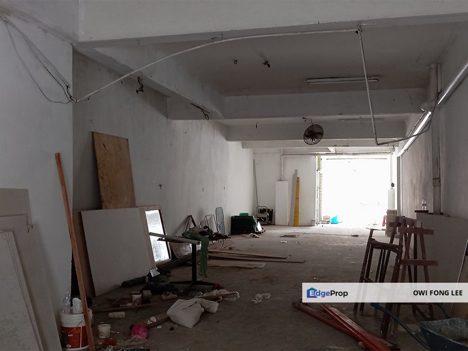 Shoplot with Rare 1,000 sqft Private Outdoor Space, Penang, Georgetown