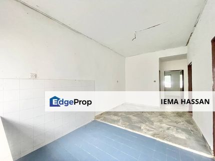 Facaing Open Single Storey Terrace Taman Sri Putri Meru Klang, Selangor, Klang