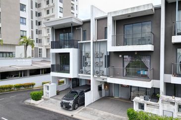 Andana Villa @ D'Alpinia