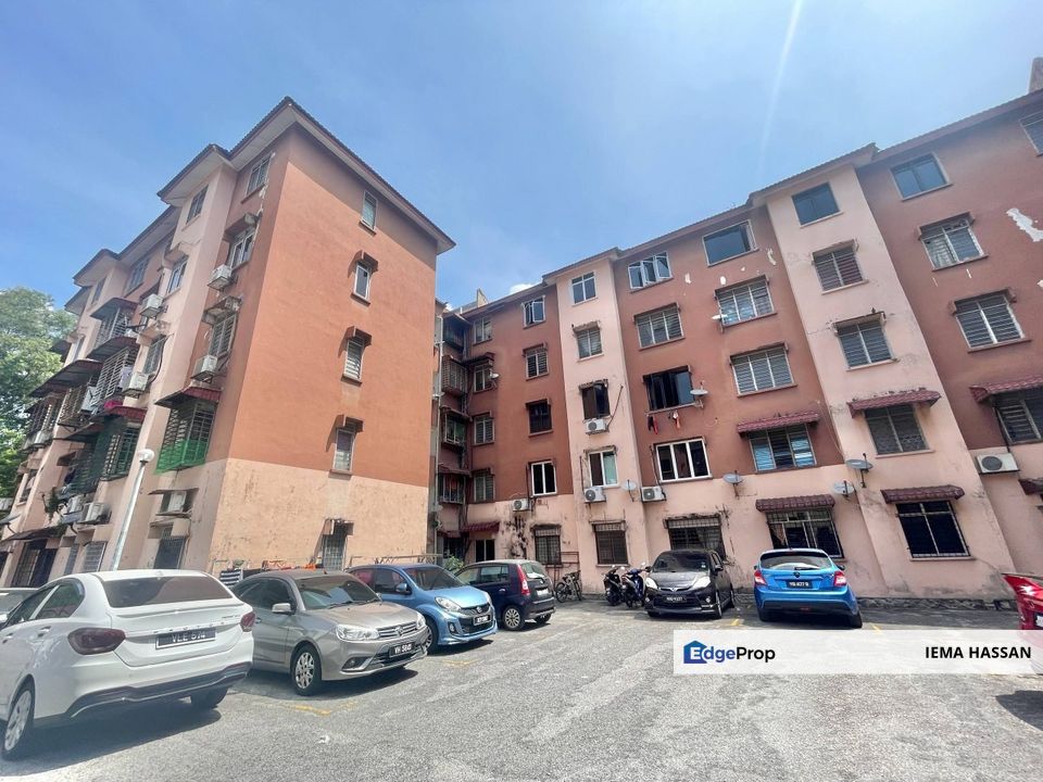 Pangsapuri Kenanga Taman Kinrara Puchong, Selangor, Puchong