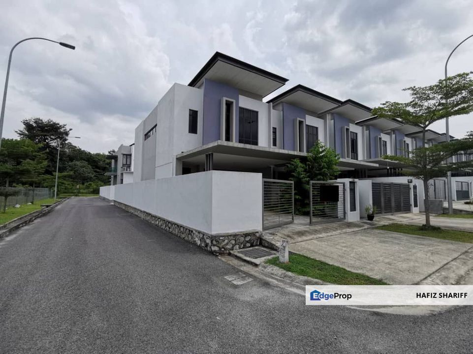 Freehold Corner Lot Double Storey Landed House Kajang East Semenyih for ...