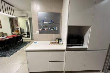 KL Gateway Premium Residence
