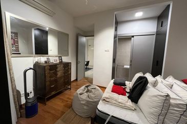 KL Gateway Premium Residence