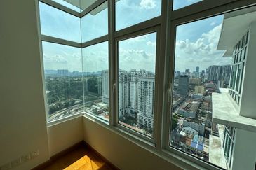 Dua Sentral Residential Tower