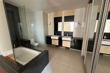 Dua Sentral Residential Tower