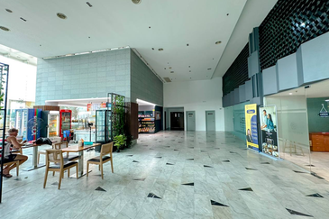 Dua Sentral Residential Tower