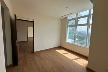 Dua Sentral Residential Tower