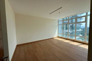 Dua Sentral Residential Tower