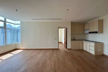 Dua Sentral Residential Tower