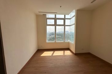 Dua Sentral Residential Tower