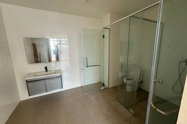 Dua Sentral Residential Tower