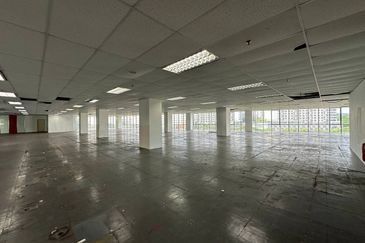 Office Tower Dana 13 Near LRT Ara Damansara Petaling Jaya 
