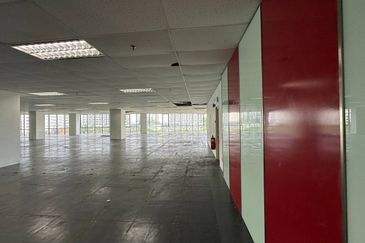 Office Tower Dana 13 Near LRT Ara Damansara Petaling Jaya 