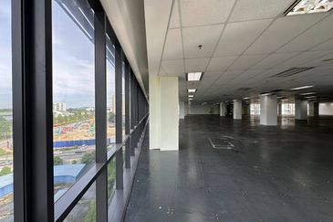 Office Tower Dana 13 Near LRT Ara Damansara Petaling Jaya 