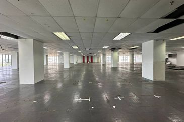 Office Tower Dana 13 Near LRT Ara Damansara Petaling Jaya 